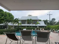 Scent of Sukhothai Resort - Pools