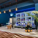 South Sands Hotel - С баром