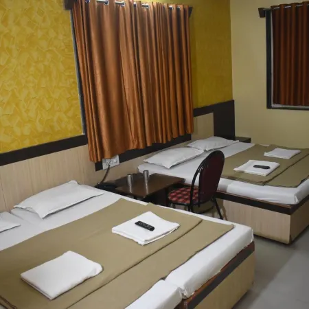Hotel Sai Vishwa