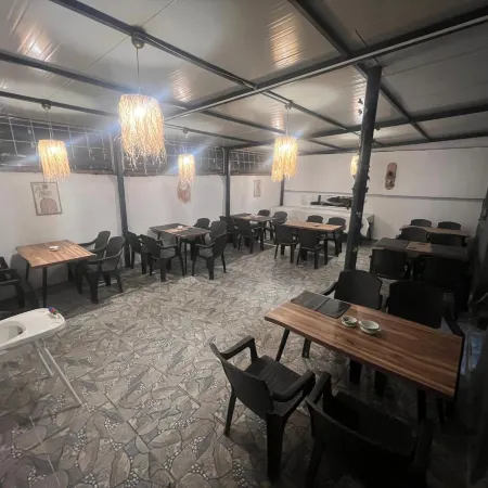 Karhal Hotel