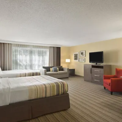 Country Inn & Suites by Radisson, Ankeny, IA Hotels near Menards