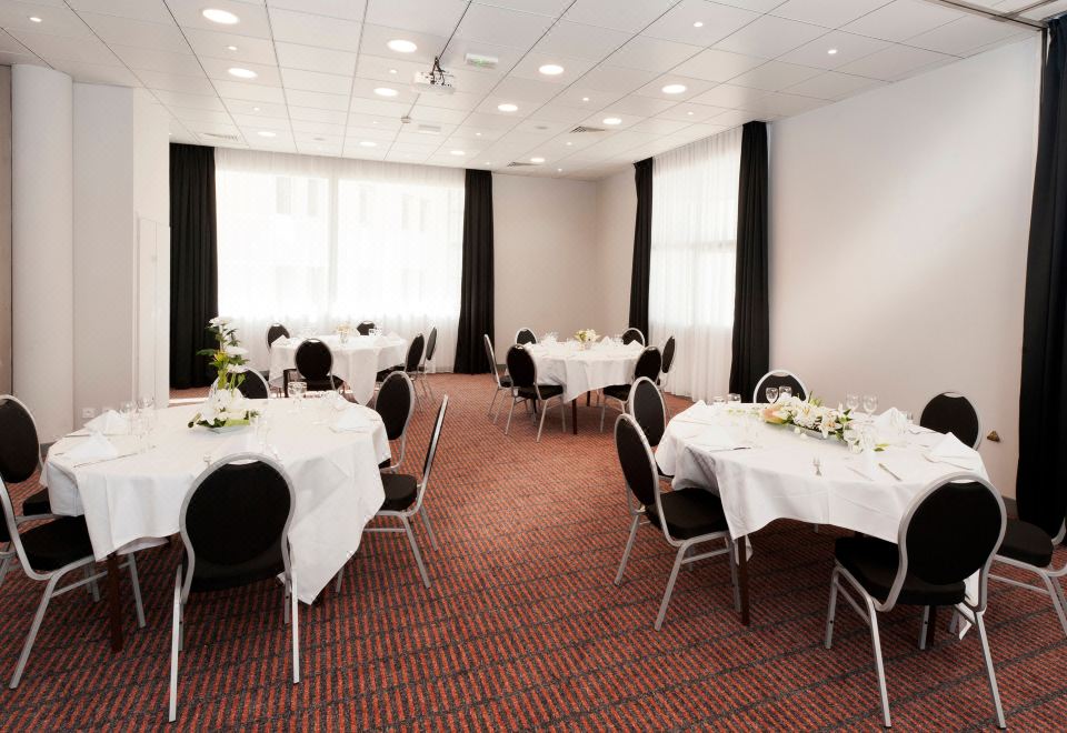 Holiday Inn Toulon City CentreOver view