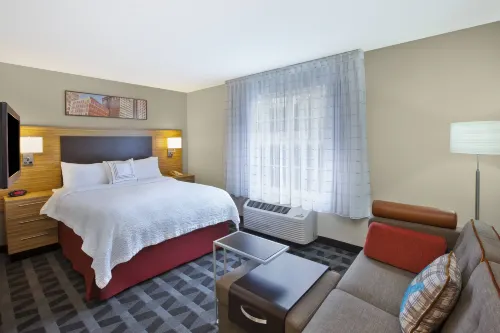 TownePlace Suites Milwaukee Brookfield Hotels in Brookfield