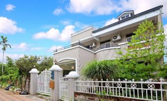 G.S. Holiday Home