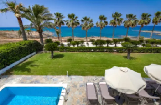Platzia Beach Villas