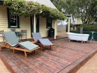 Murray River Spa Retreat