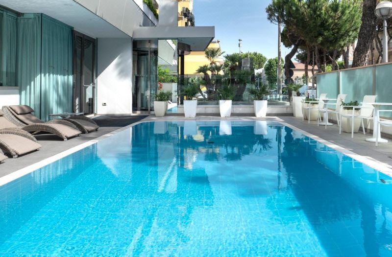 Club House Hotel photo 2
