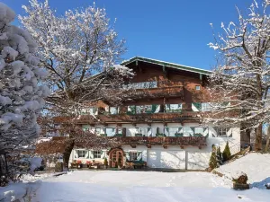 Landsitz Römerhof - Hotel Apartments