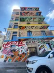 We Hostel Street Arenal