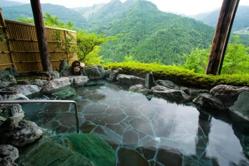 SHINIYAONSEN HOTEL KAZURABASHI - Mountain view