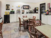 Days Inn & Suites by Wyndham Eunice Hotels in St. Landry Parish