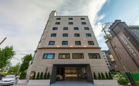 Hotel Aria Отели в г. Чхонан