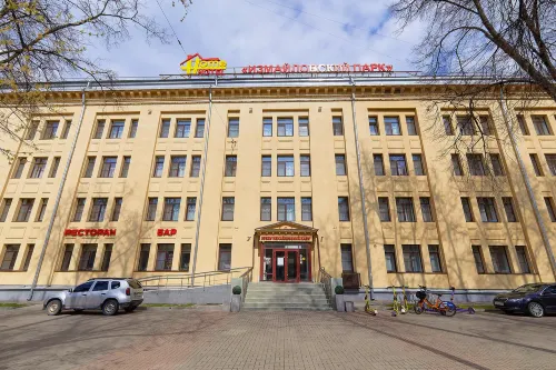 Izmajlovskij Park Apart-Hotel - 停車場