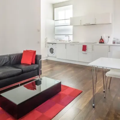LSE High Holborn Các khách sạn gần Ga Charing Cross