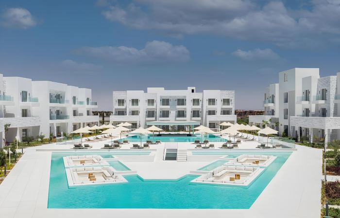 Tanoak Hotel