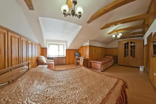 Voyazh Hotel