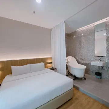 S Hotel Отели рядом с достопримечательностью «Sky Gardens Residences»