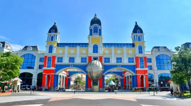 Le Palmier Phu Quoc Hotel Отели рядом с достопримечательностью «Grand World Phu Quoc»