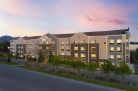 ทาวน์เพลซสวีทส์ แองคอริจมิดทาวน์