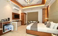 Hotel RR 62-Jaipur City Centre Hotel - Dağ Manzaralı