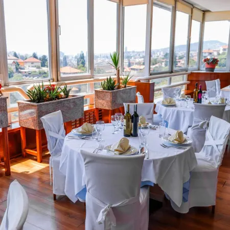 Hotel Saraj