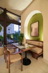 Centro Vero Suites by Omilos Hotels - Baarit