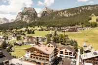 Hotel Ladinia - Mountain view