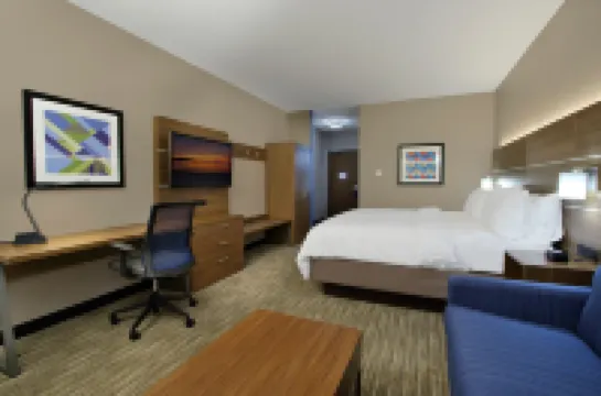 Holiday Inn Express & Suites DALLAS-FRISCO NW TOYOTA STDM by IHG