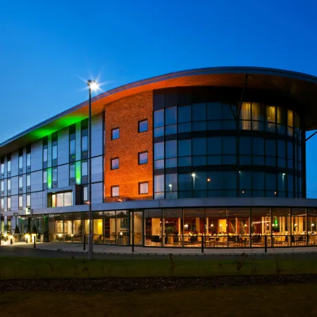Holiday Inn SALISBURY - STONEHENGE by IHG