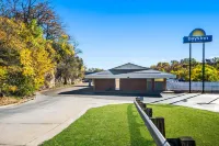 迪比克溫德姆戴斯飯店 住宿飯店