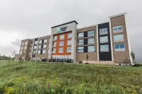 Holiday Inn Express & Suites Welland فنادق في Niagara Regional Municipality
