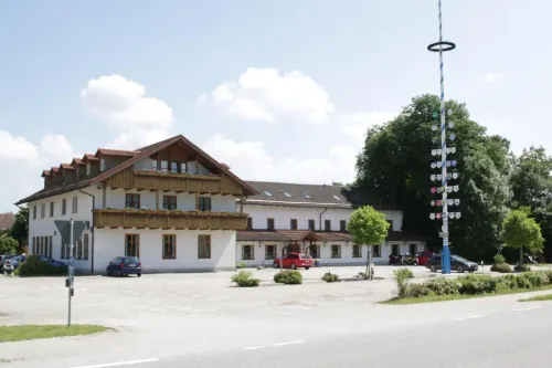 Landgasthof Pauliwirt Hotels in Gangkofen