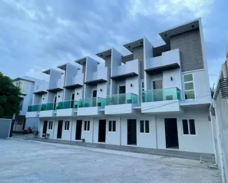 J Spazio Apartelle and Cafe Hotels in Tabaco