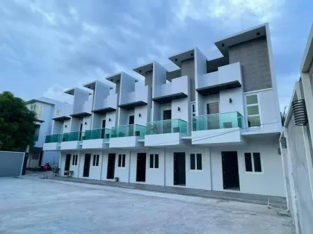 J Spazio Apartelle and Cafe Отели в г. Bacacay