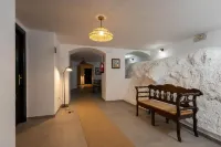 Tugasa Arco de la Villa - parking
