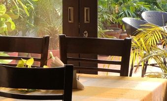 The Neem - Housity