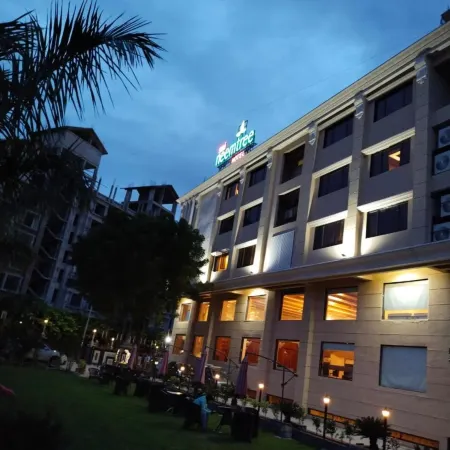 Sai Neem Tree Hotel