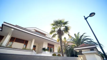 Borea Luxury B&B Отели в г. Пескара