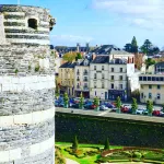 Logis Hôtels- Hôtel Marguerite d'Anjou Angers château - วิว