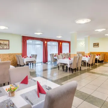 Platan Hotel