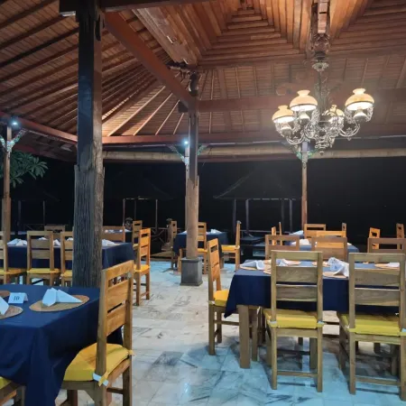 The ARIRAS Resort Отели рядом с достопримечательностью «Пляж Вайт-Сэнд»