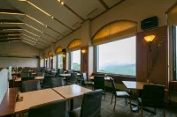 Sky Park Hotel - breakfast