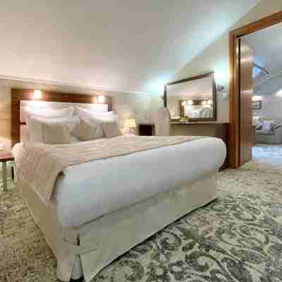 Eney Hotel Rooms
