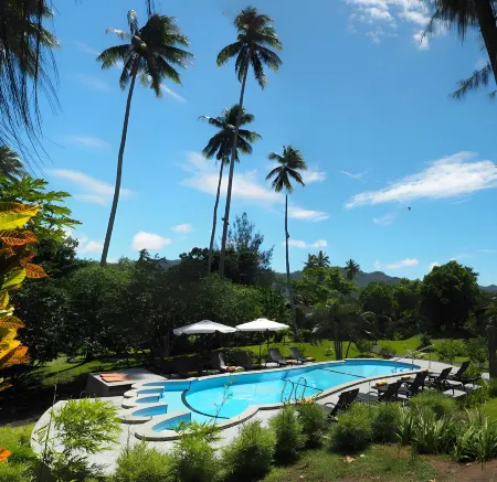 Black Sand Dive Retreat Отели в г. Битунг