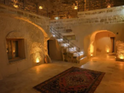 Memories Cave House