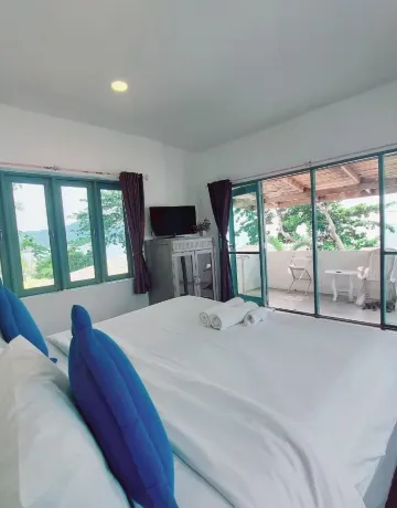 ห้องพักวิวทะเลสบาย