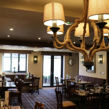 Royal Oak Hotel