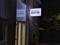 홈필드 로지 브렌트 주변 호텔