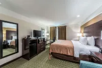 Quality Inn & Suites SeaWorld North Các khách sạn ở Helotes