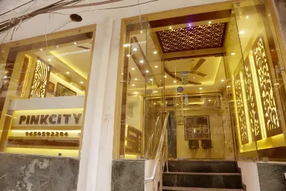 Hotel Pink City